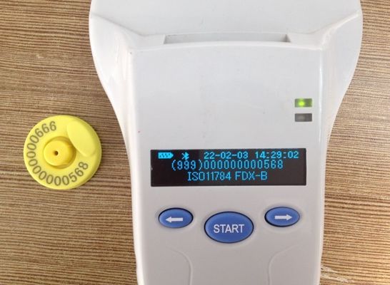 Animal Microchip Scanner and easy to handheld device supporting multiple microchip frequencies for animal identification