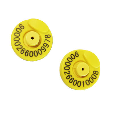 RFID Ear Tags For Livestock Sheep Goat Piglet With 300N Tension 17cm Reading Distance IEC Standards