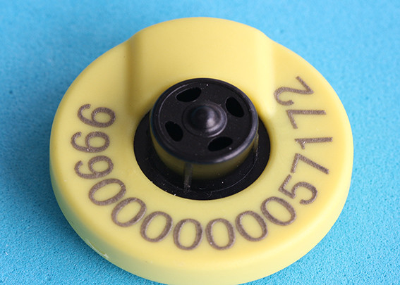 ICAR-Certified Electronic Ear Tags For Cattle: Personalized Livestock ID With ISO 11784/11875 Technology Advanced RFID Animal Tracking System For Herd Management And Farm Automation